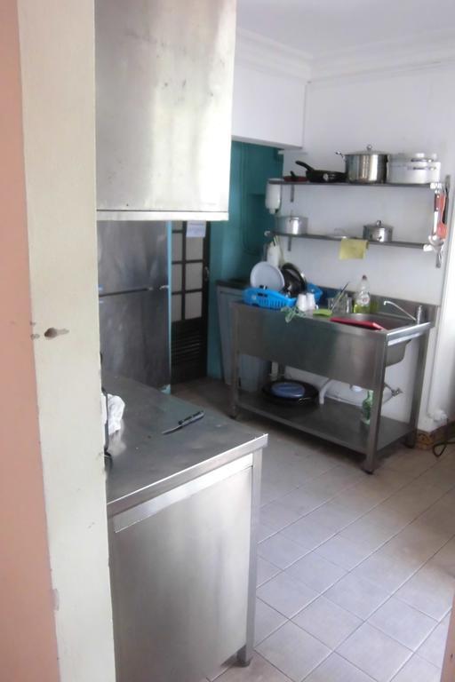Hostel The White Butterfly Lagos Buitenkant foto