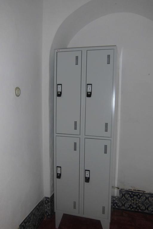Hostel The White Butterfly Lagos Buitenkant foto