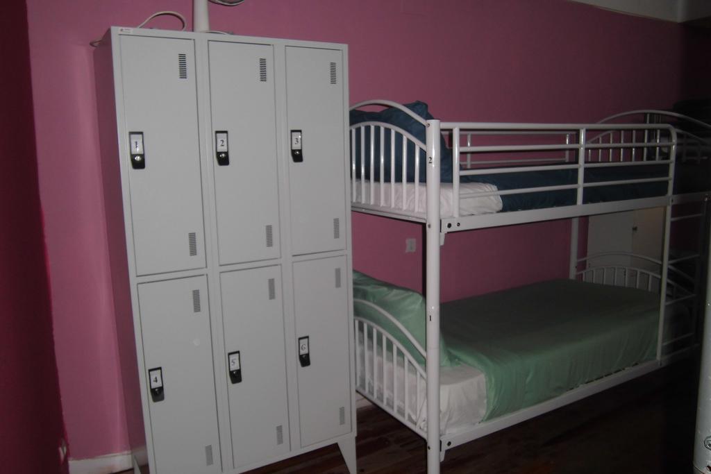 Hostel The White Butterfly Lagos Buitenkant foto