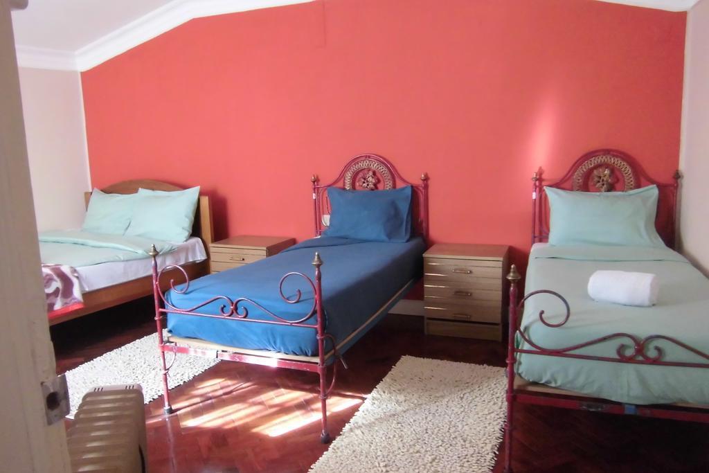 Hostel The White Butterfly Lagos Buitenkant foto