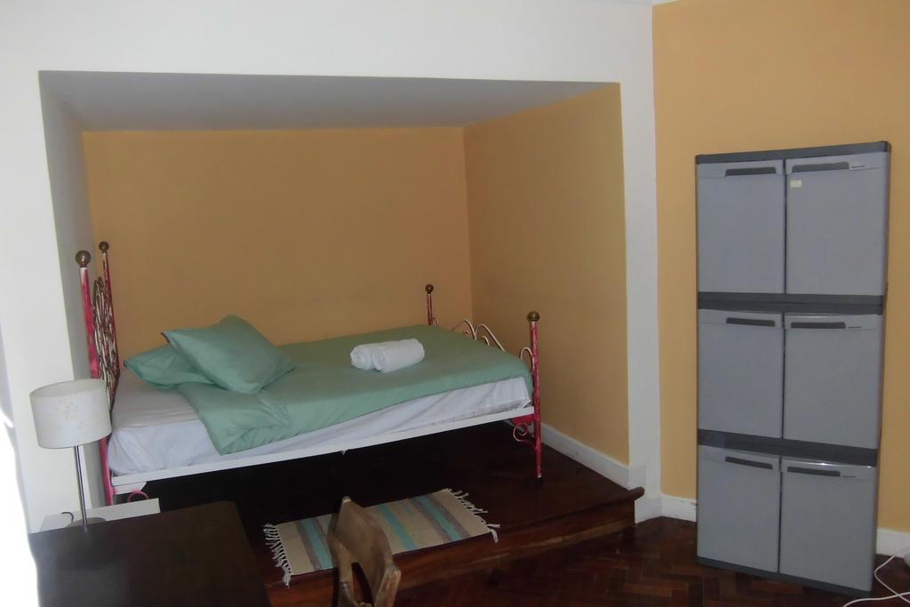 Hostel The White Butterfly Lagos Buitenkant foto