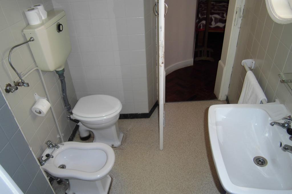 Hostel The White Butterfly Lagos Buitenkant foto