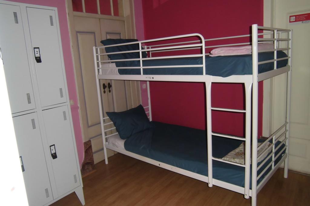 Hostel The White Butterfly Lagos Buitenkant foto